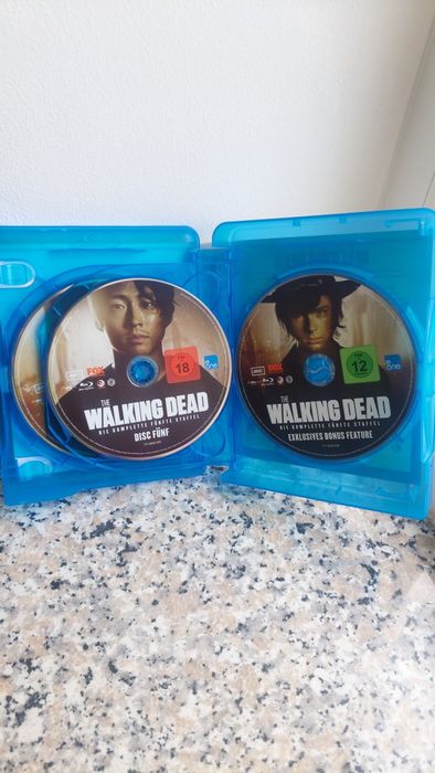 The walking dead Blu Ray Disc  ,  walking dead film