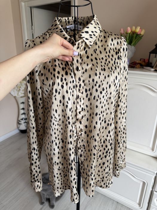 Camasa Zara XS noua satinata