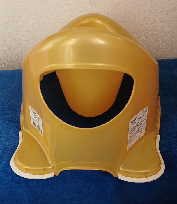 Бебешко анатомично гърне  u   бебешка приставка за тоалетна чиния.