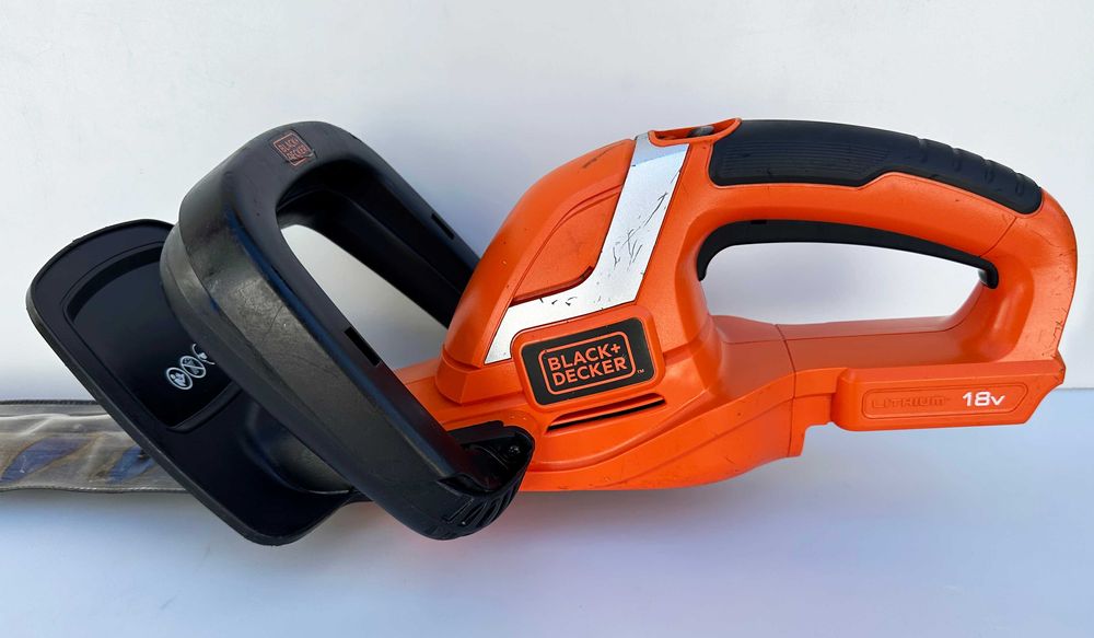 Black Decker BDHT18 H1 - Акумулаторен храсторез 18V