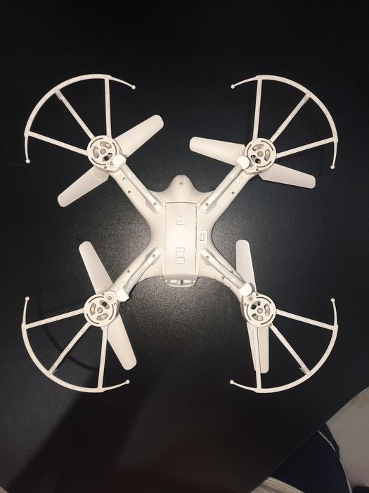 Дрон "6 AXIS GYRO"