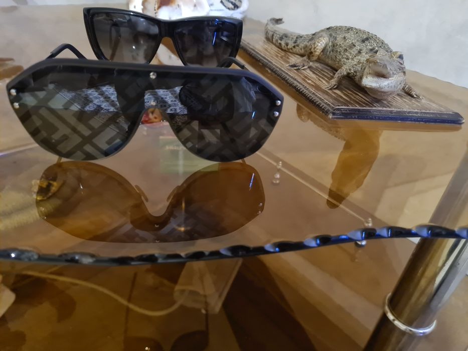 Солнцезащитные очки Италия