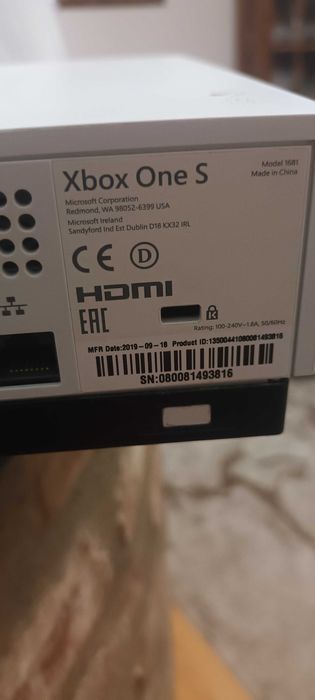 Xbox    one    s