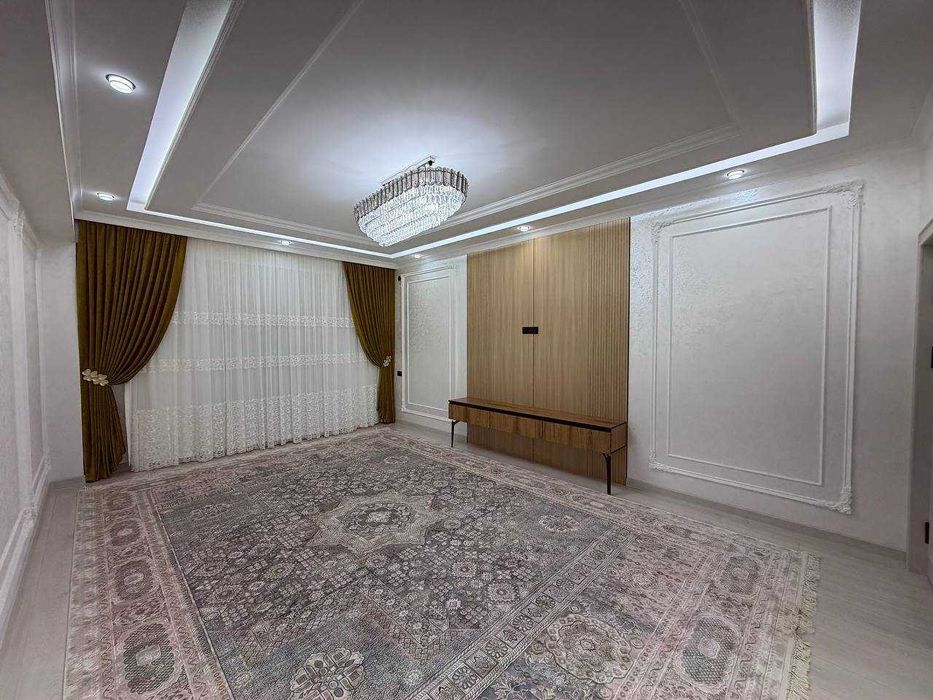 3х комнатная квартира 81кв/м с большим холлом, Травматология