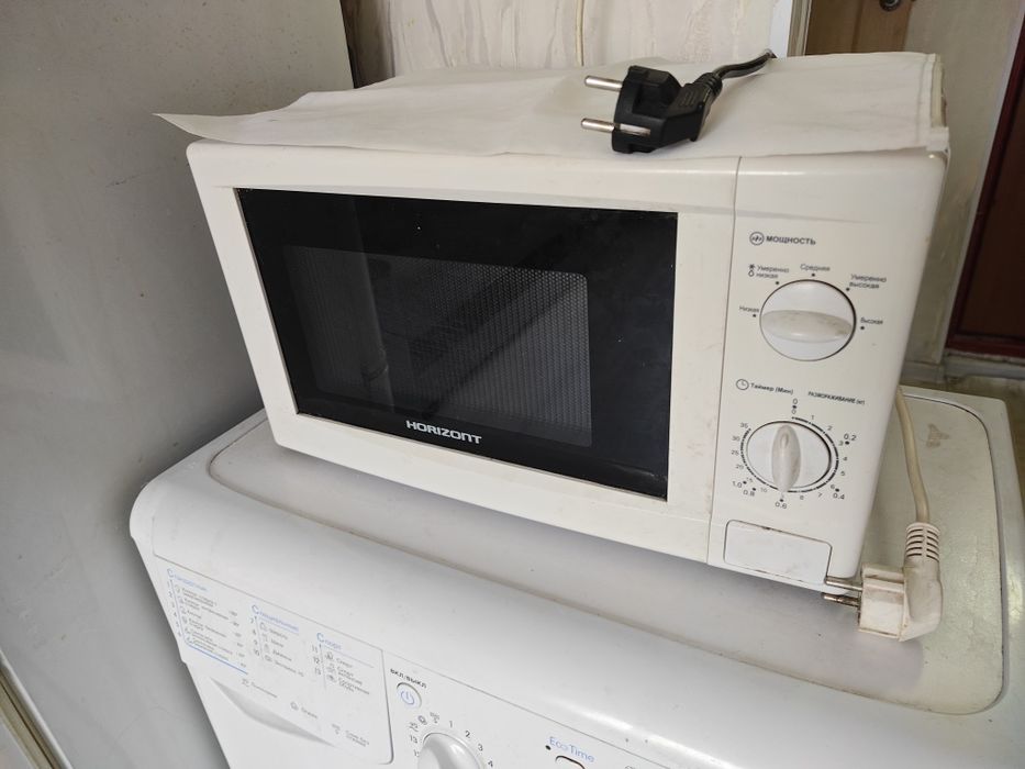Микроволновая печь Горизонт / Horizont