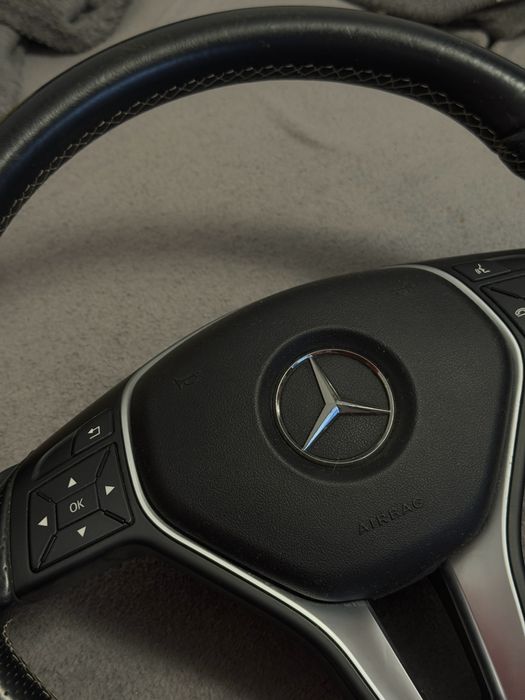 Volan Piele cu Padele Mercedes AMG