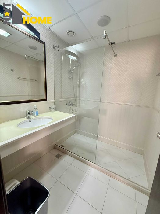 Медицински кабинет в търговски център "Сани"