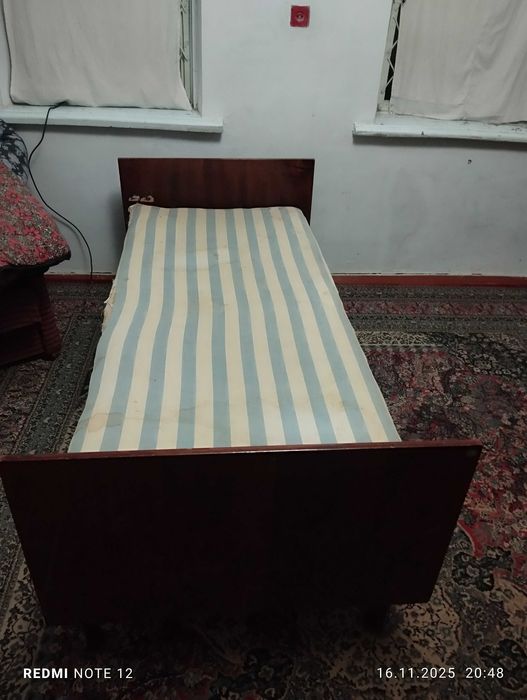 Срочно продается кровать односпальные.