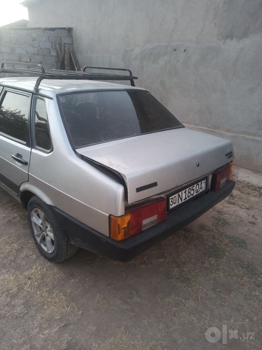 Mashina vaz 21099