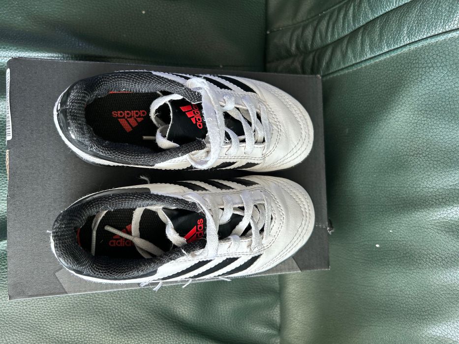 Футболни стоножки