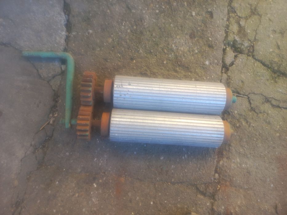 Zdrobitor pt struguri aluminiu