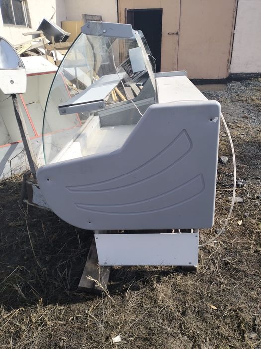 Ветринный холодильник