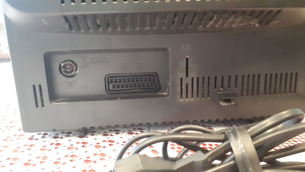 Телевизор Philips 14