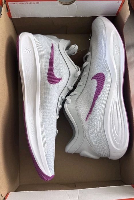 Маратонки Nike GT Hustle