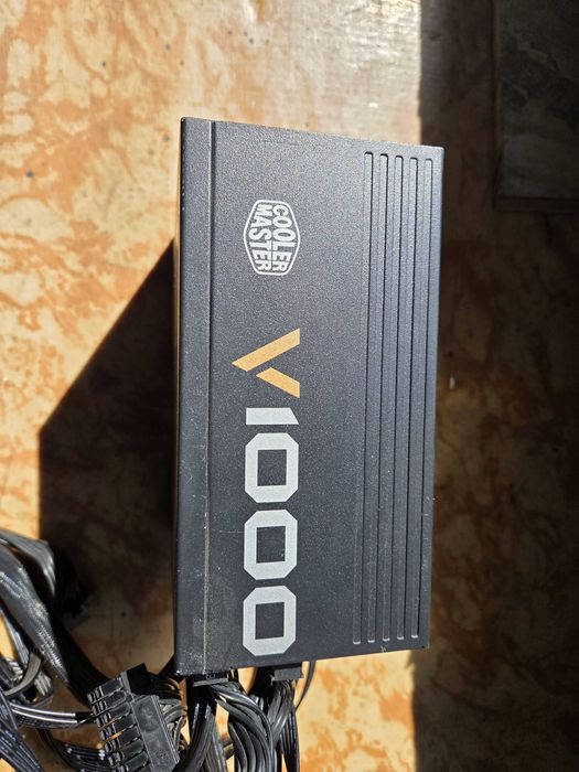 Захранване Cooler Master V1000 и кабели TX/HX серията
