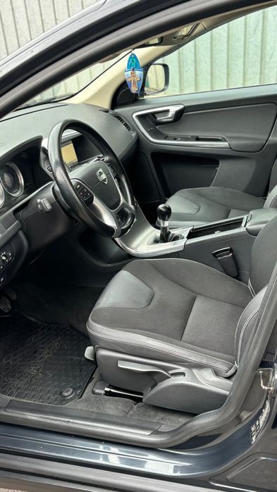 Vând auto Volvo XC60