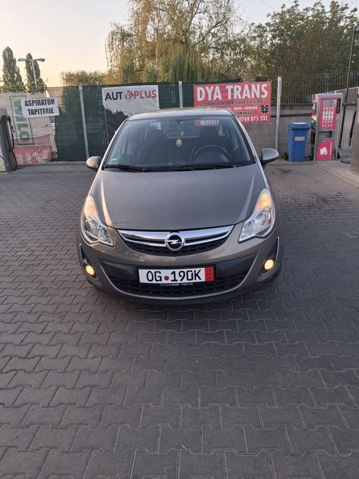 Opel Corsa 2012 - motor 4 pistoane -  1,2 benzina 86 cp Euro 5
