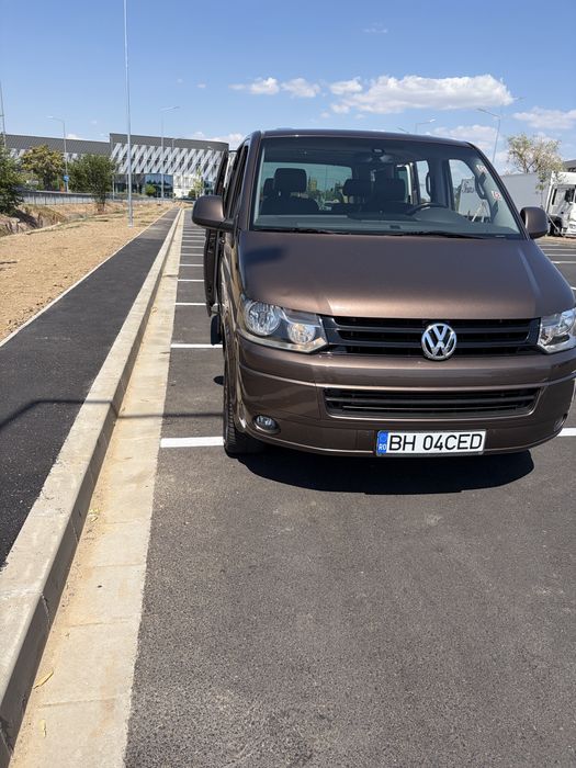 Vand multivan transporter bulli t 5 cu motor complet nou