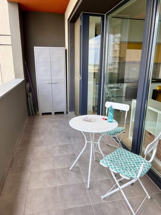 Proprietar inchiriez apartament cu 2 camere