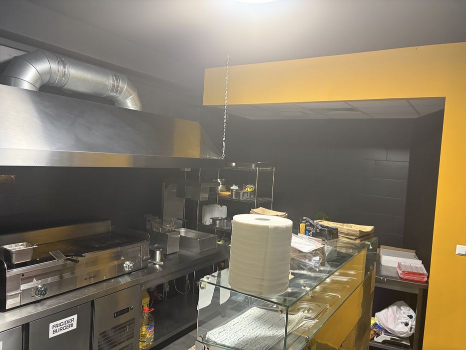 Spațiu fast-food echipat complet  – Facultatea Ovidius Constanta