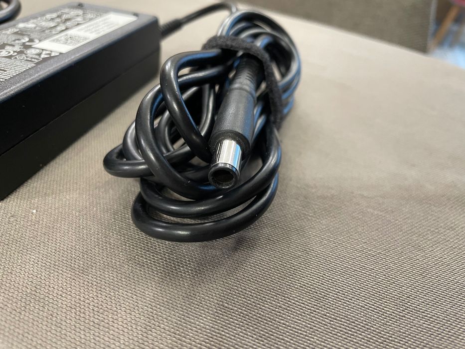 Лаптоп DELL Inspiron