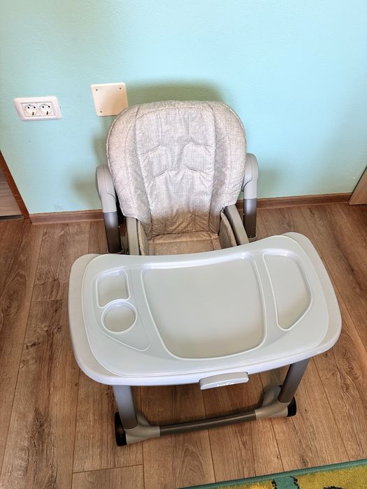 Scaun masa bebelusi 6 in 1 Joie