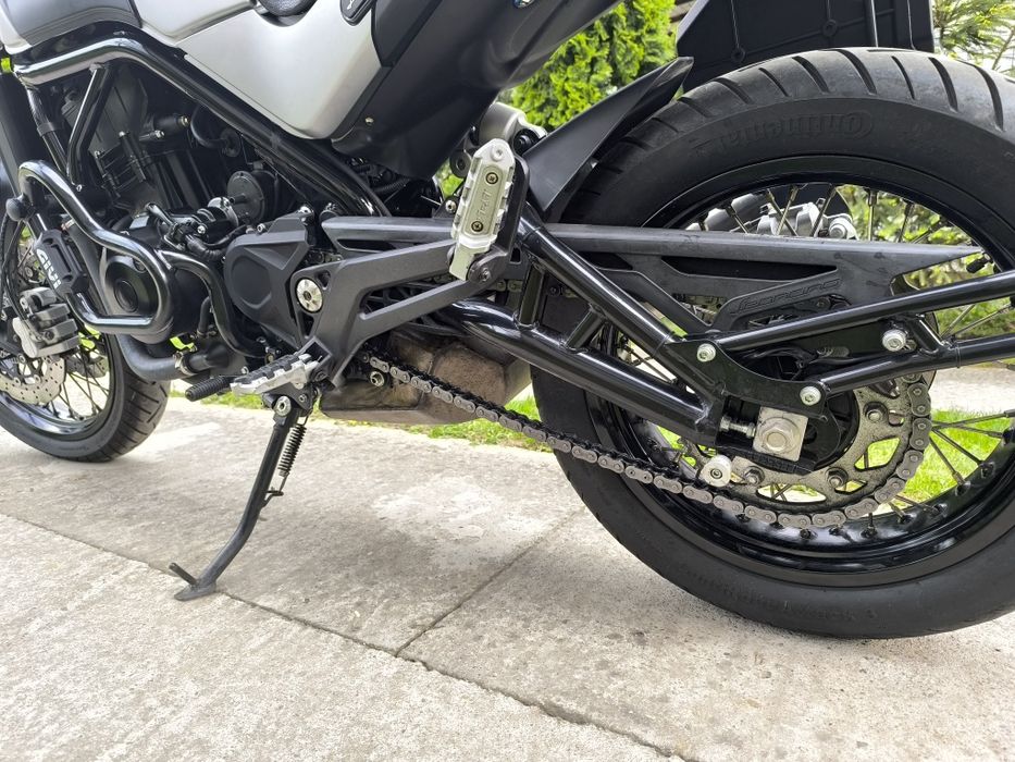 Benelli Leoncino Trail 500