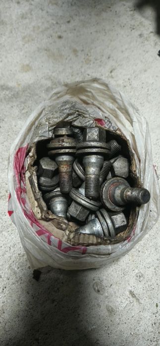 Vand set prezoane jante aliaj Peugeot 207, 307, 407 Citroen c3, c4, c5