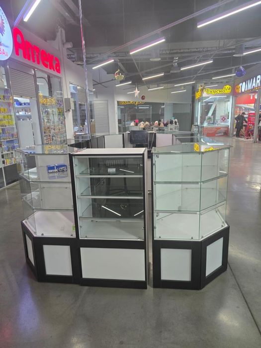 Островок витрина для ТРЦ