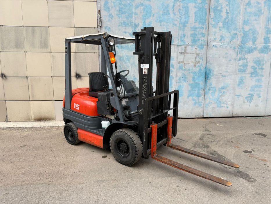 Автокара Тойота 1.5 тонник из Японии