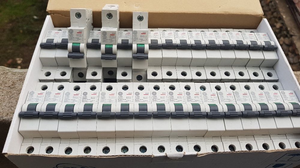 Автоматичен прекъсвач / предпазител / Бушон