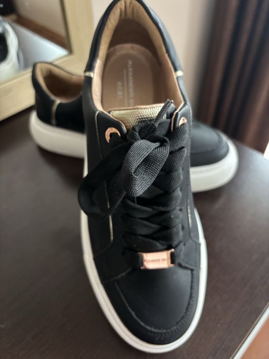 Обувки Alexander Smith