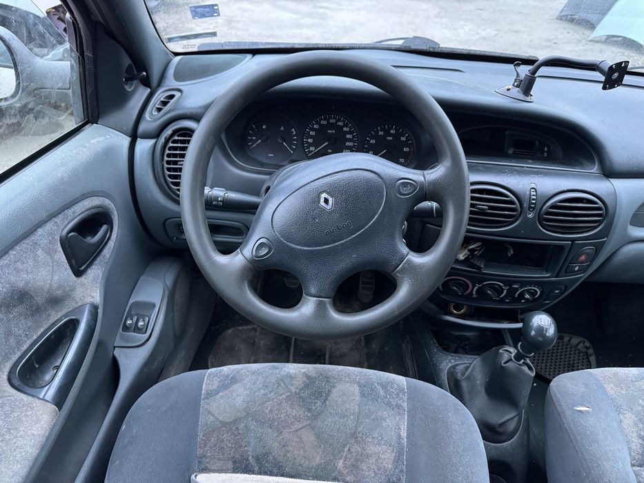 Reno Megan 1.6i 90hp 1997г На Части