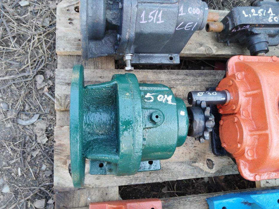 Reductor în linie pentru foraj fântâni puțuri