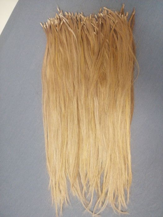 Extensii cu cheratină 1000 lei