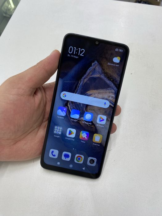 Redmi 13C (256GB) в идеальном состояний