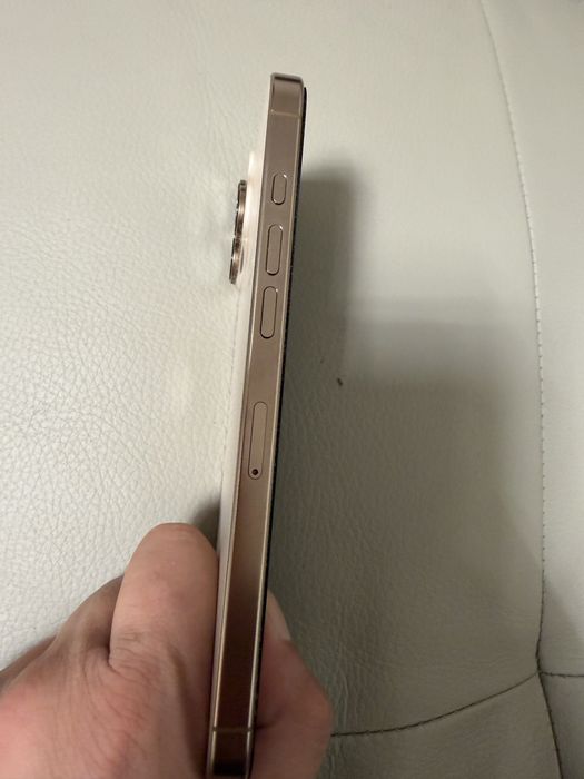 Iphone 16 pro max.