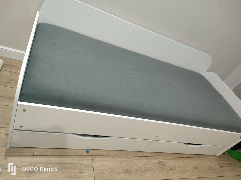 Продам  кровать-полуторку