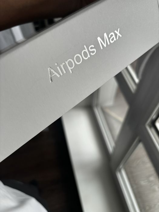 Наушники airpods max новые