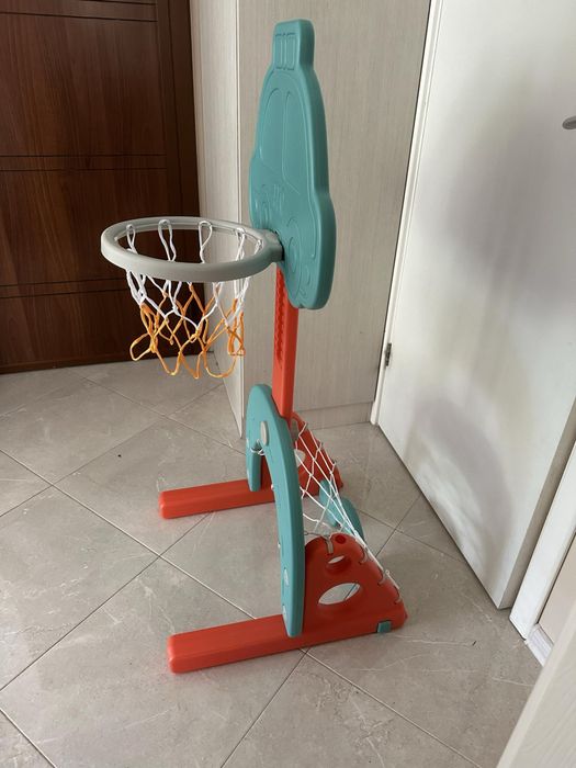 Баскетболен кош + футболна врата с регулируема височина