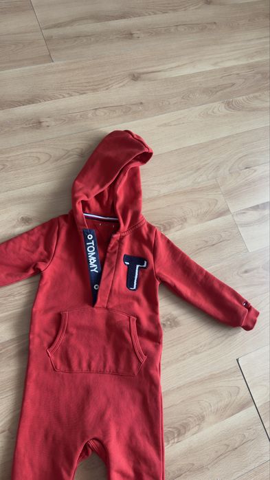 Salopeta Tommy marimea 9-12 luni