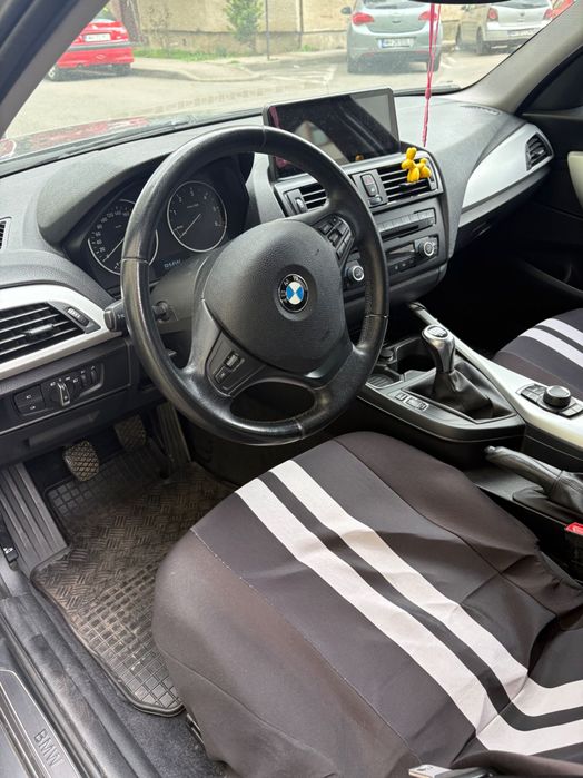 Vând bmw seria unu din 2013