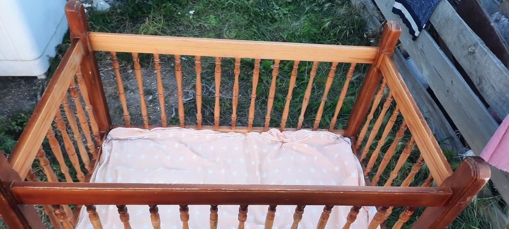 Детская кровать с матрасом