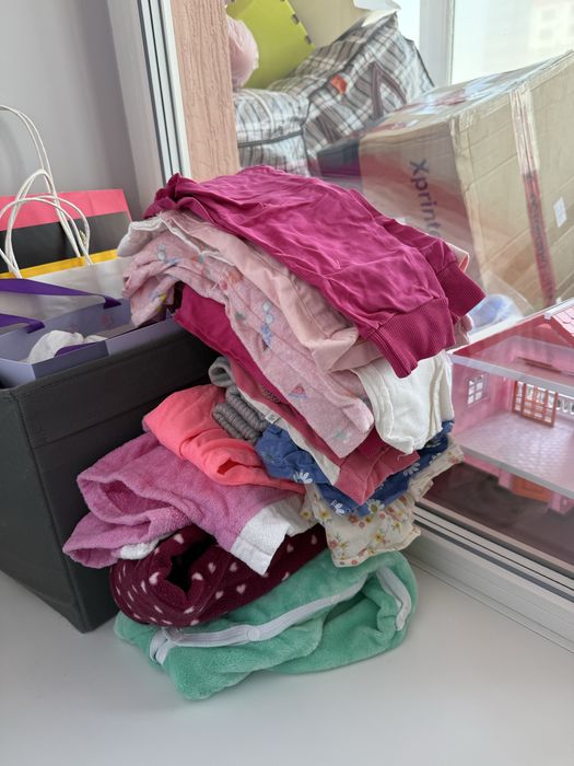 Отдам бесплатно детские вещи 0-1 год