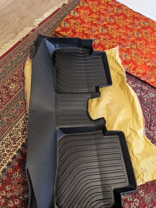 Полик  на Kia Rio 4,  accent  5