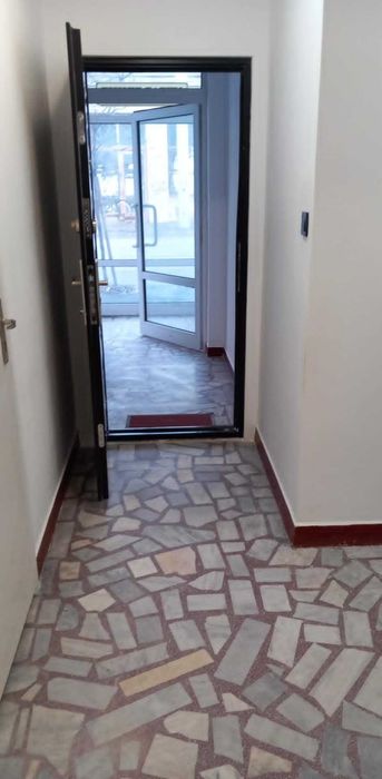 Дава се под наем Магазин в Кубрат - 60 кв.м за 255 € - Снимка #6