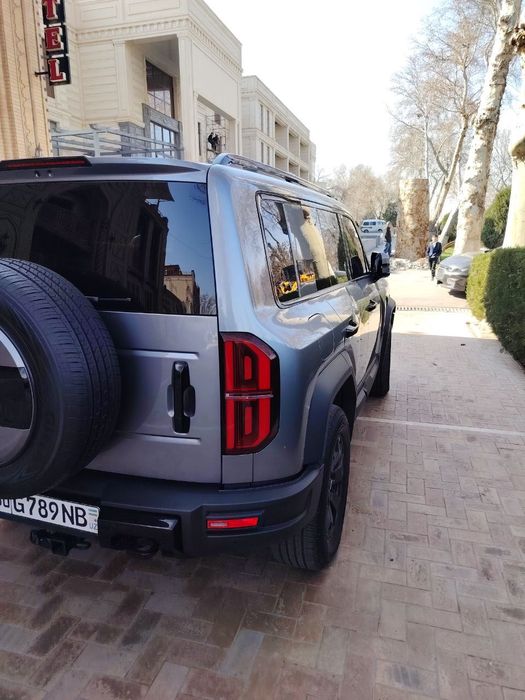 Leopard 5 sotilyapti