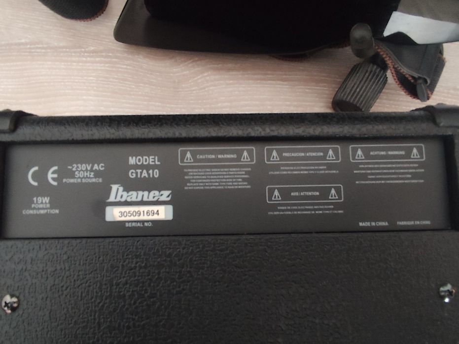 Chitara electrica Harley Benton , husa și amplificator