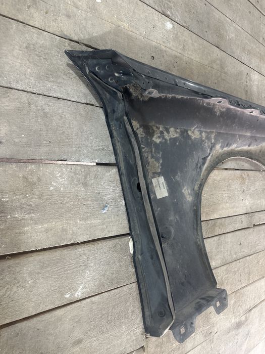 Продам крыло w211