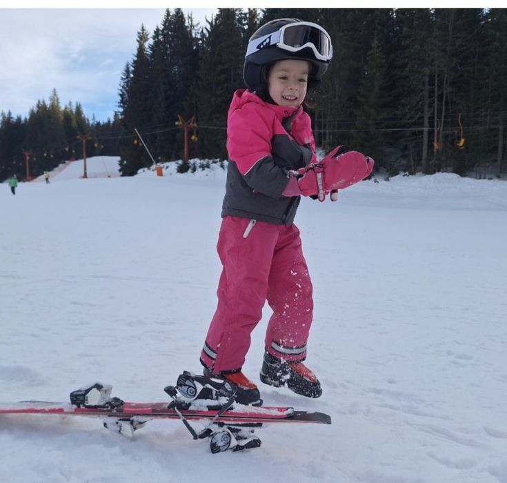 Зимно яке и гащеризон